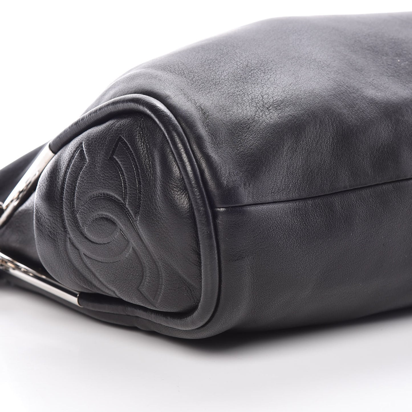 Lambskin Medium Ultimate Soft Tote Black