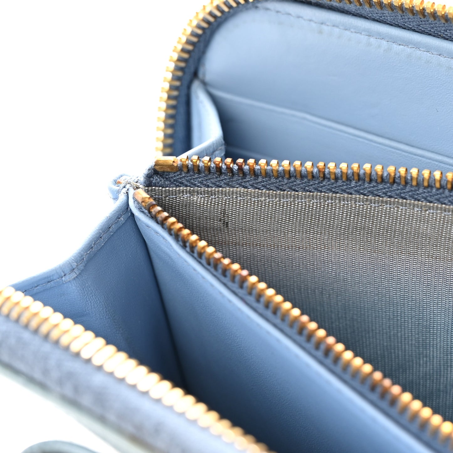 Saffiano Vernice Fiocco Bow Zip Around Wallet Fiordaliso