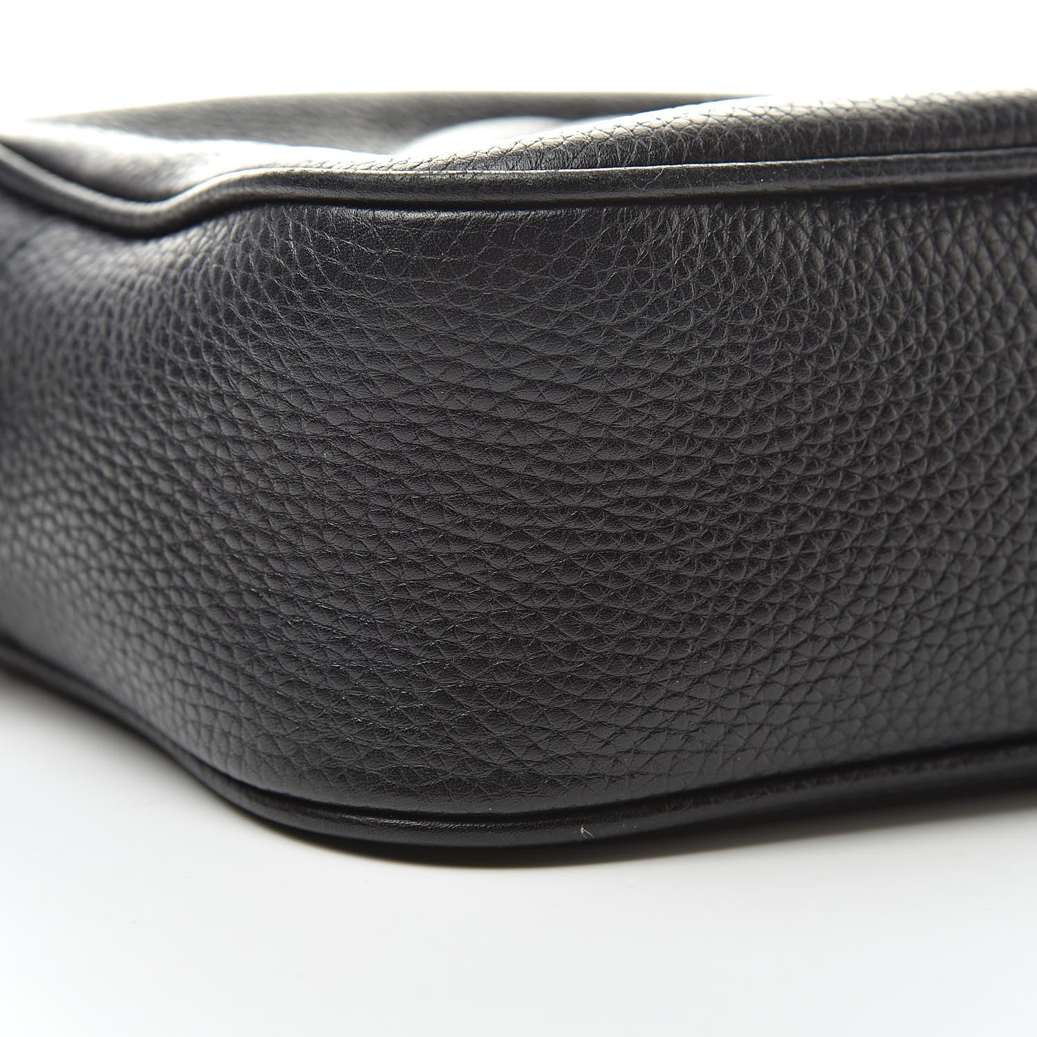 Gucci Pebbled Calfskin Small Soho Disco Bag Black 9 of 10