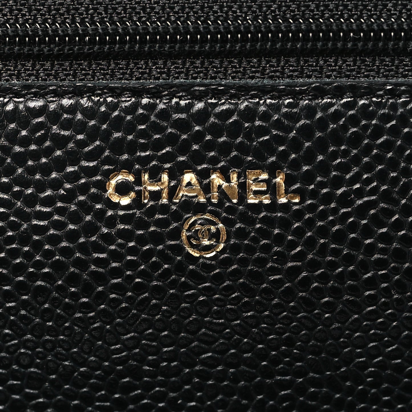 Caviar Quilted Wallet on Chain WOC Black