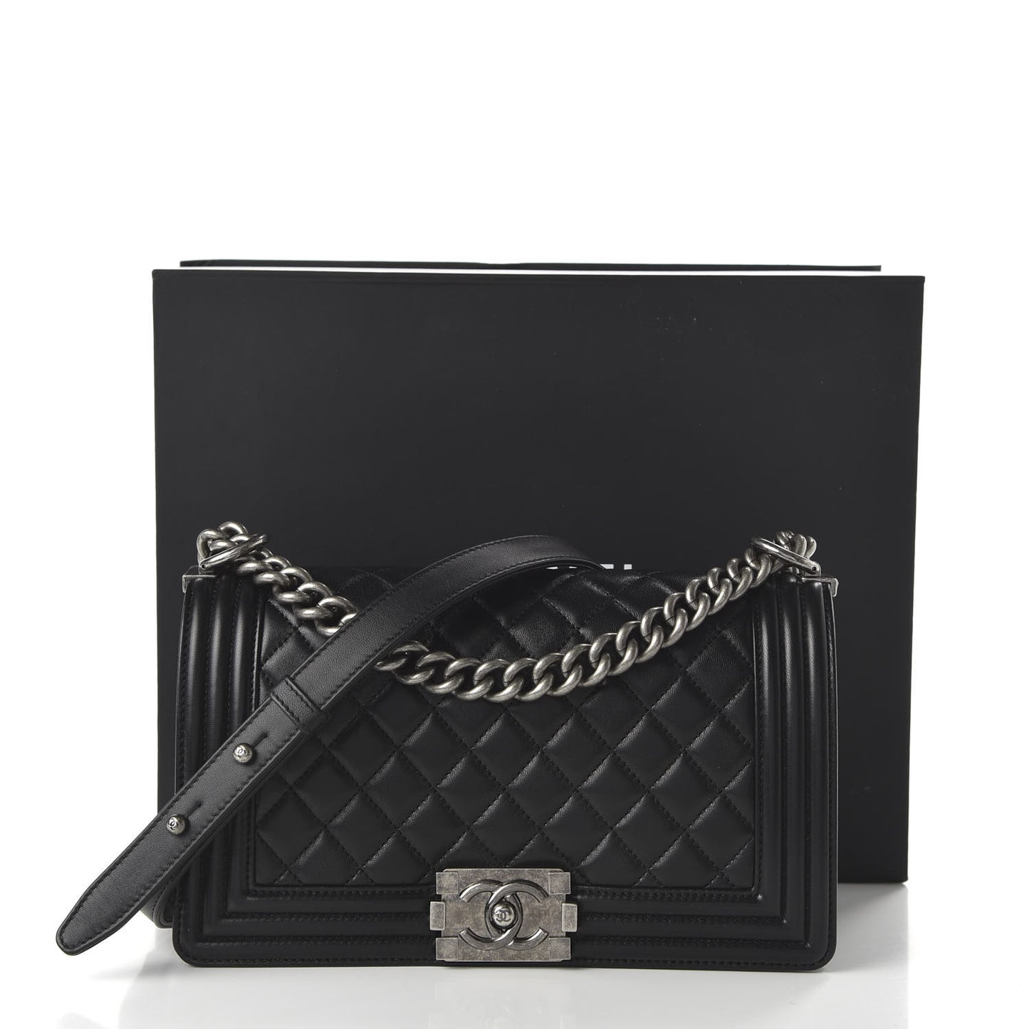 Lambskin Quilted Medium Boy Flap Black