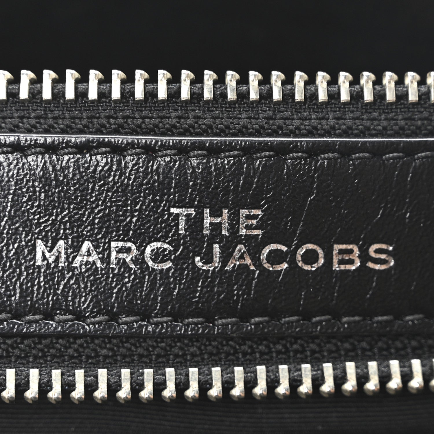 Marc Jacobs Natural Grain Calfskin Quilted The Softshot 21 Bag Black 6 of 10