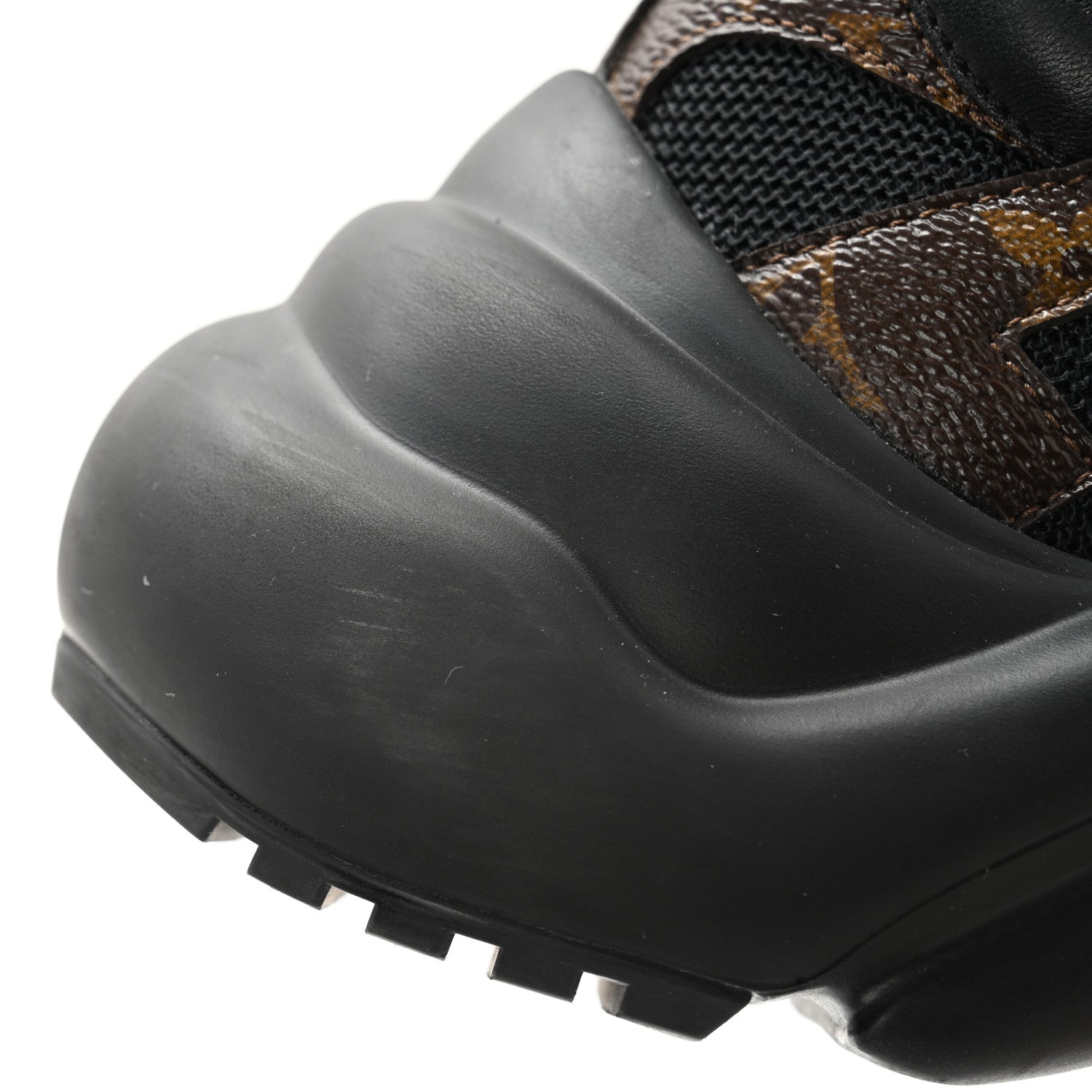 Louis Vuitton Calfskin Patent Monogram LV Archlight Sneakers 40 Black 9 of 13