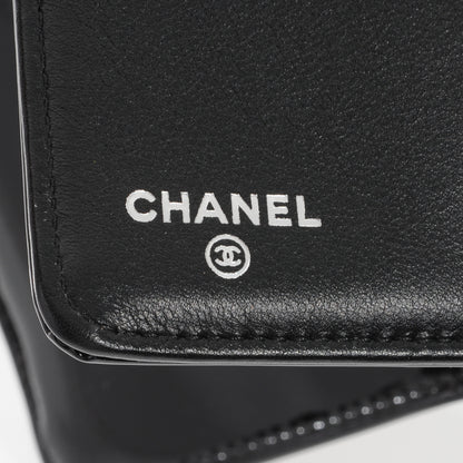 Chanel Patent CC Yen Wallet Black and White 5 of 7