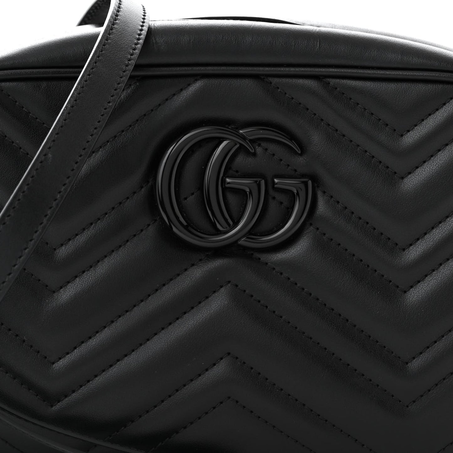 Calfskin Matelasse Monochrome Small GG Marmont Chain Shoulder Bag Black