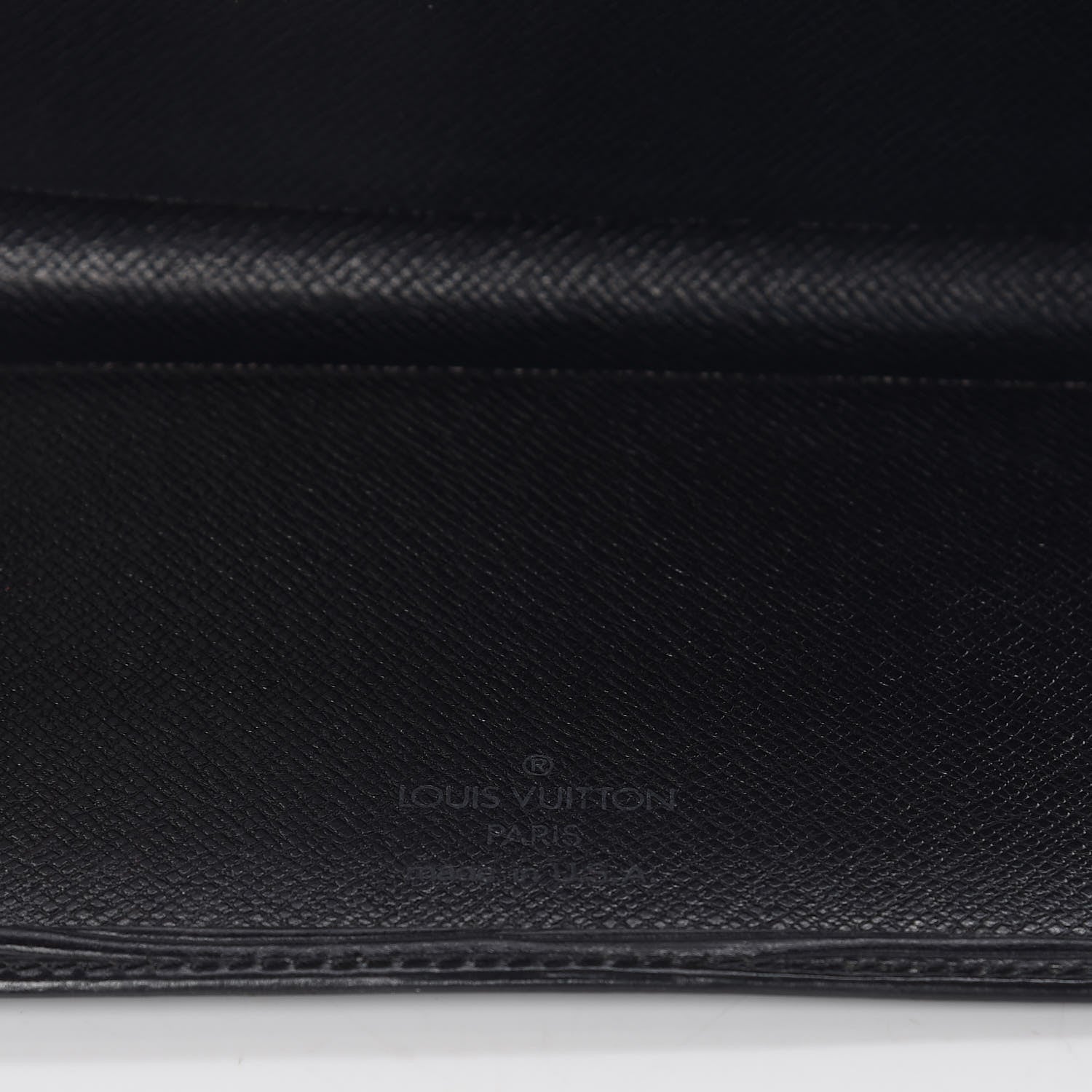 Louis Vuitton Epi Simple Checkbook Cover Black 6 of 11