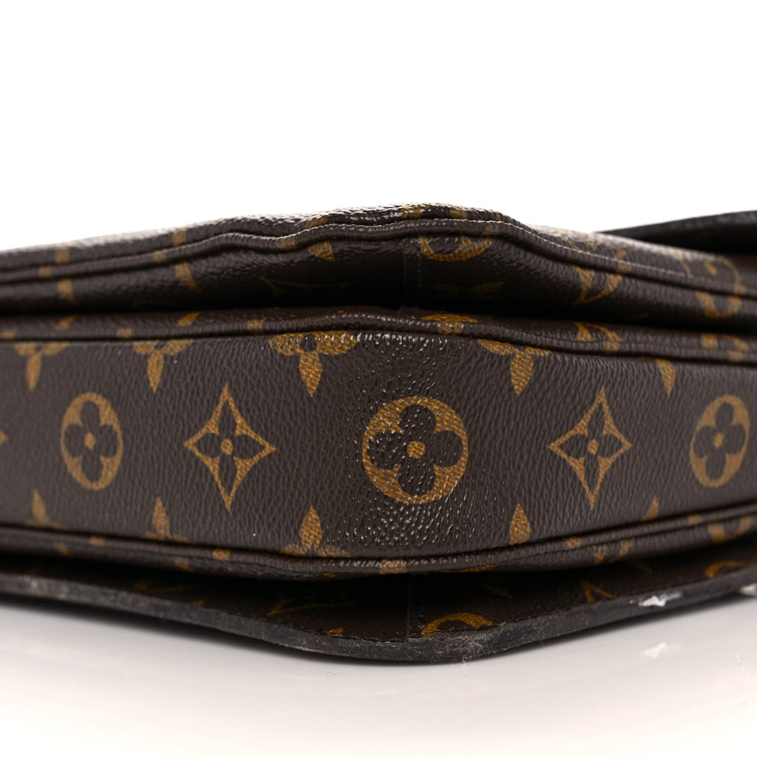 Louis Vuitton Monogram Pochette Metis 8 of 10
