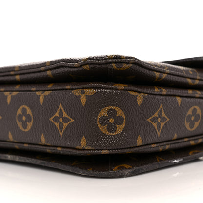 Louis Vuitton Monogram Pochette Metis 8 of 10