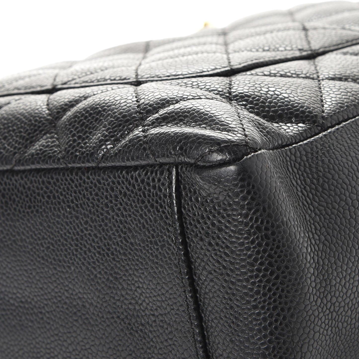 Caviar Quilted Petit Shopping Tote PST Black