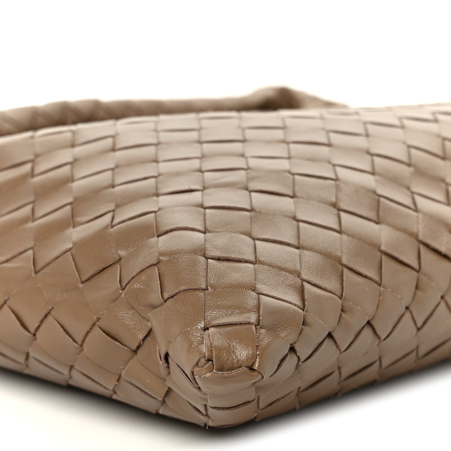 Calfskin Intrecciato Small Hop Pinecone