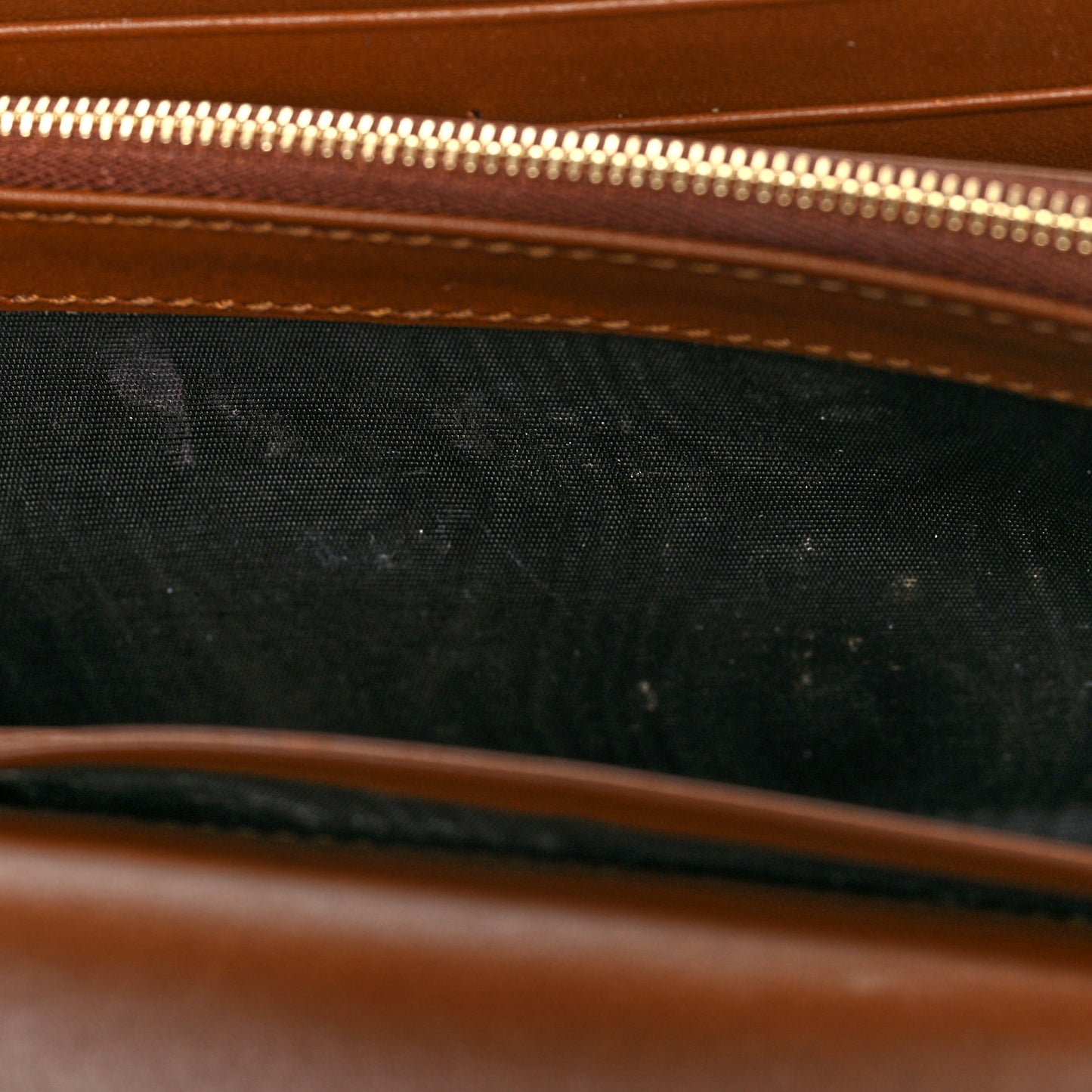 GG Supreme Monogram Calfskin Padlock Chain Wallet Beige Black Cuir