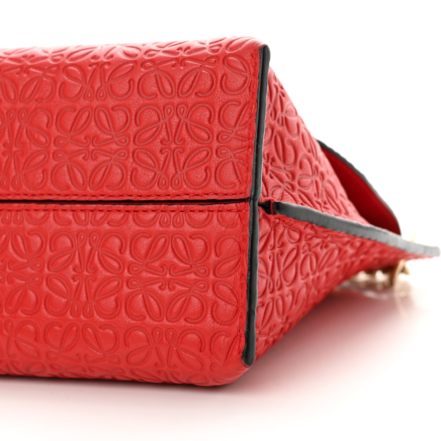 Loewe Goatskin Embossed Avenue Shoulder Bag Red 9 of 9