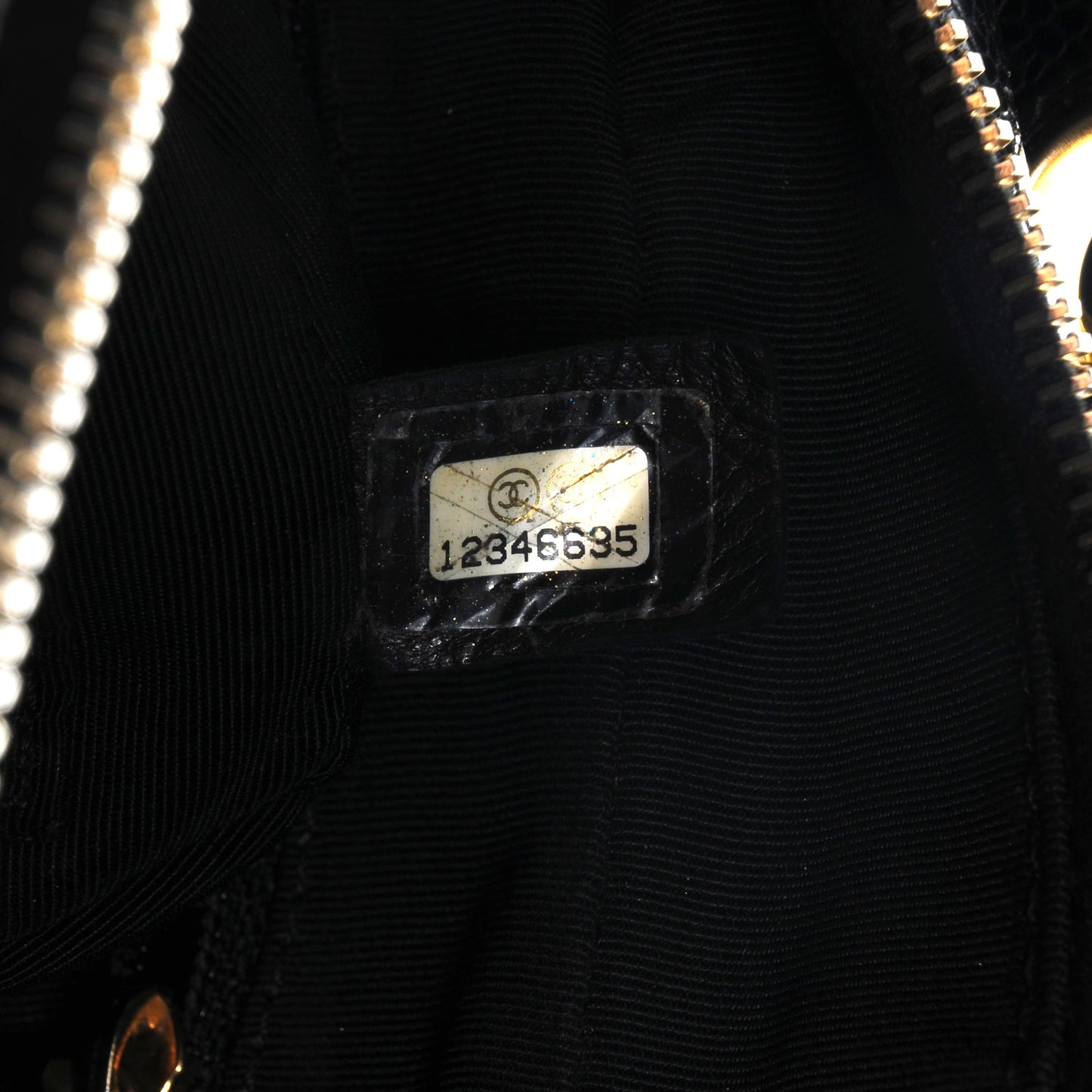 Caviar Quilted Petit Timeless Tote PTT Black