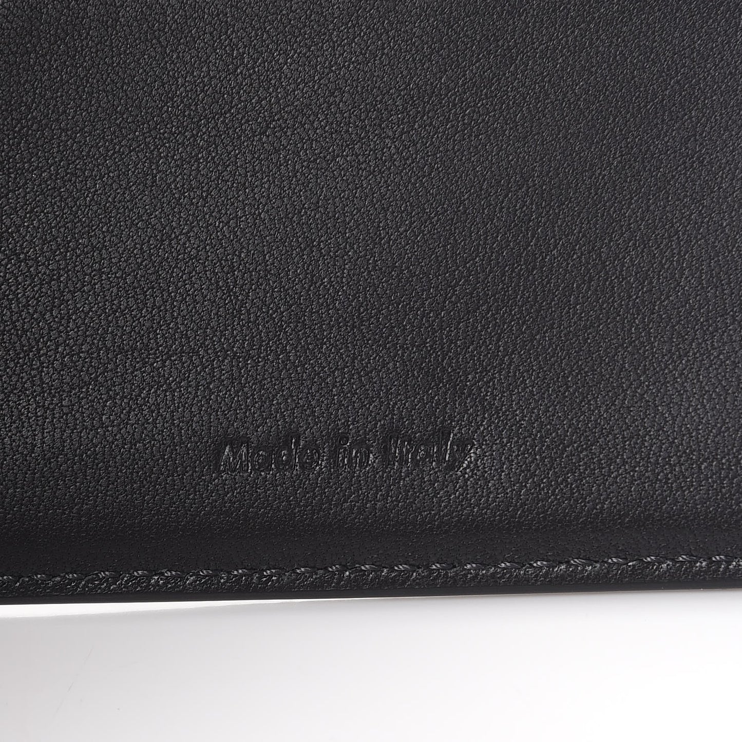 Grained Calfskin Bi-Fold Wallet Black