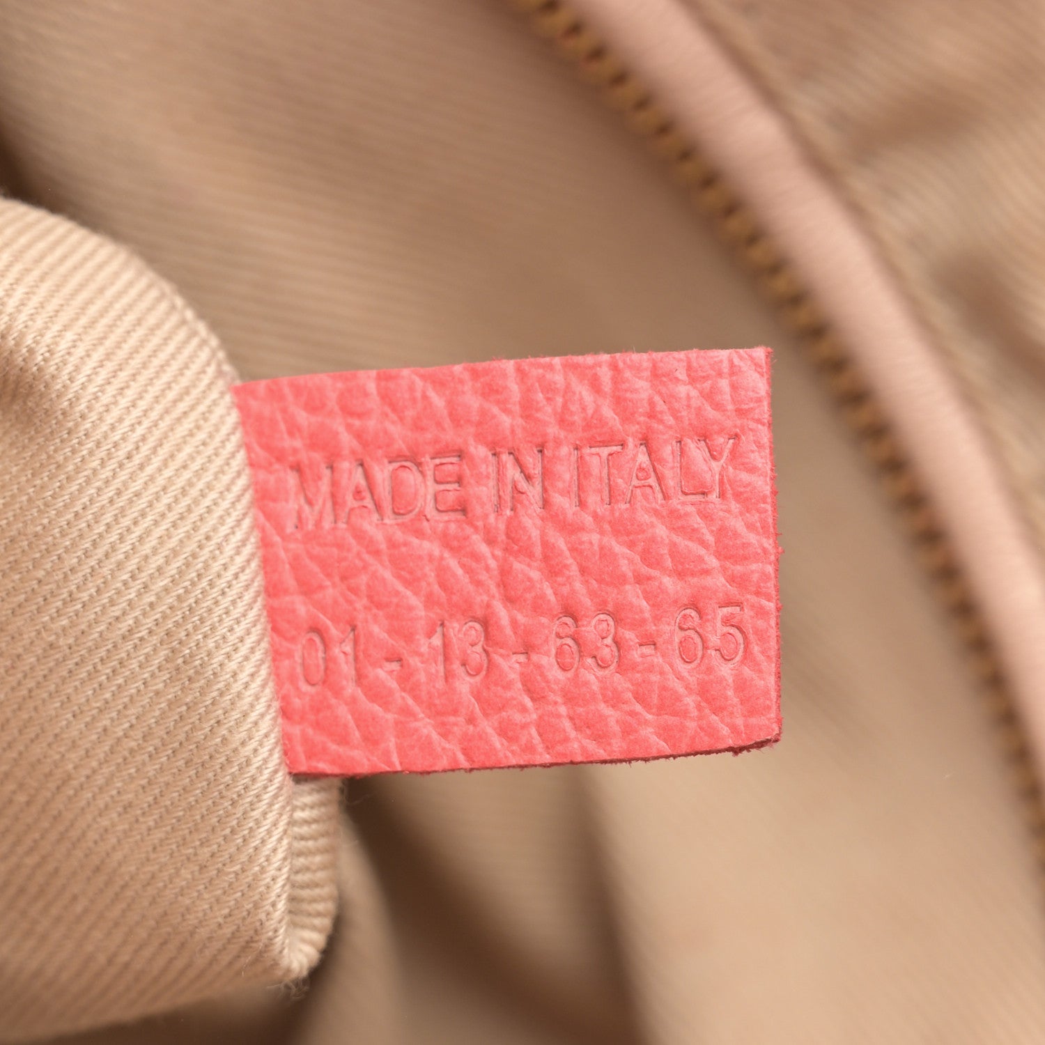 Chloe Calfskin Medium Paraty Paradise Pink 7 of 14