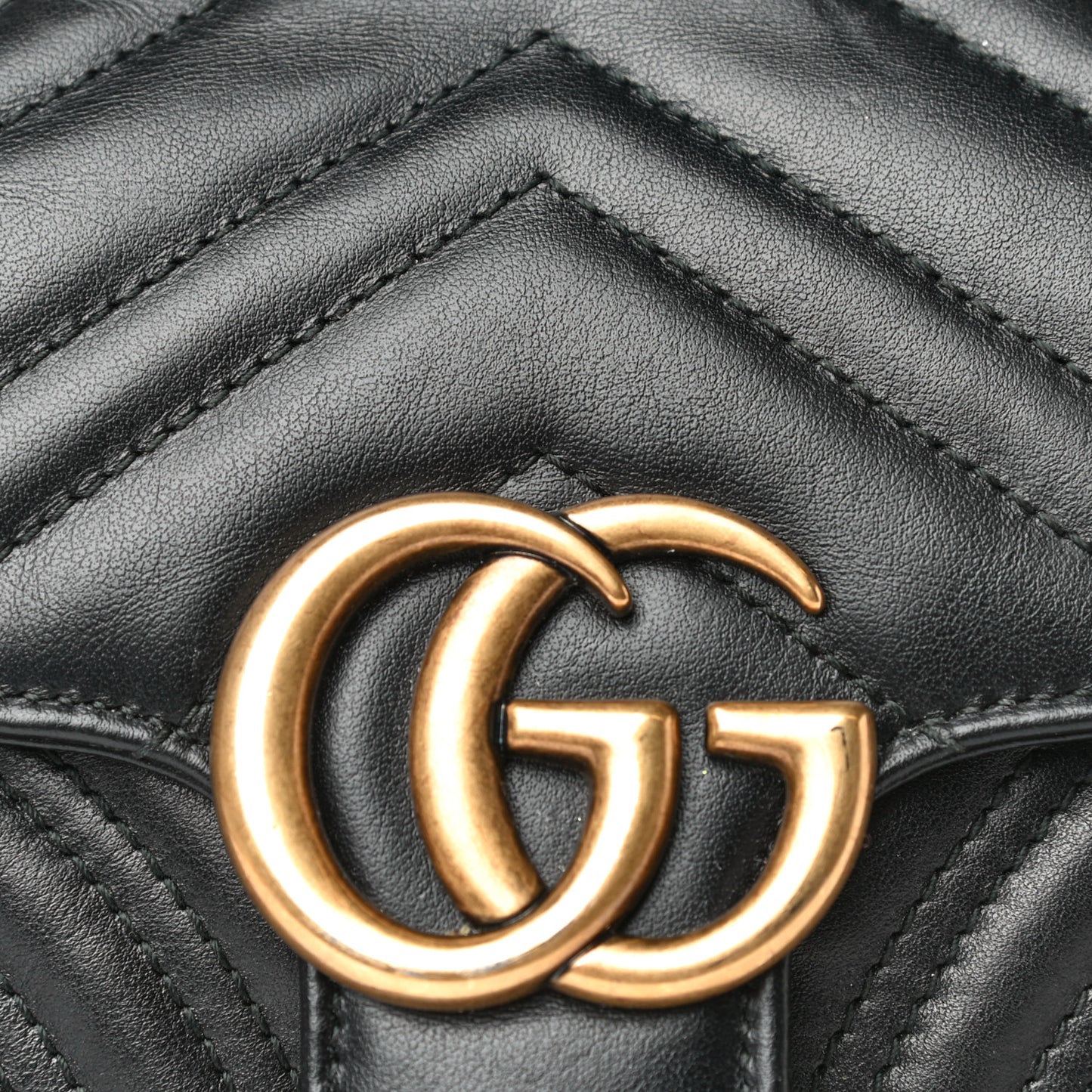 Calfskin Matelasse Mini GG Marmont Shoulder Bag Black