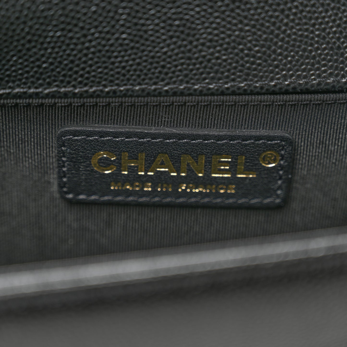 Caviar Quilted Medium Boy Flap Black