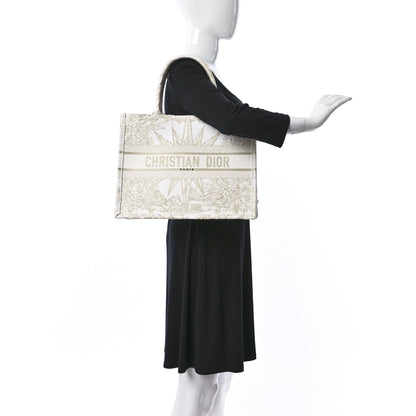 Christian Dior Canvas Embroidered Medium Rêve d'Infini Book Tote Gold 2 of 9