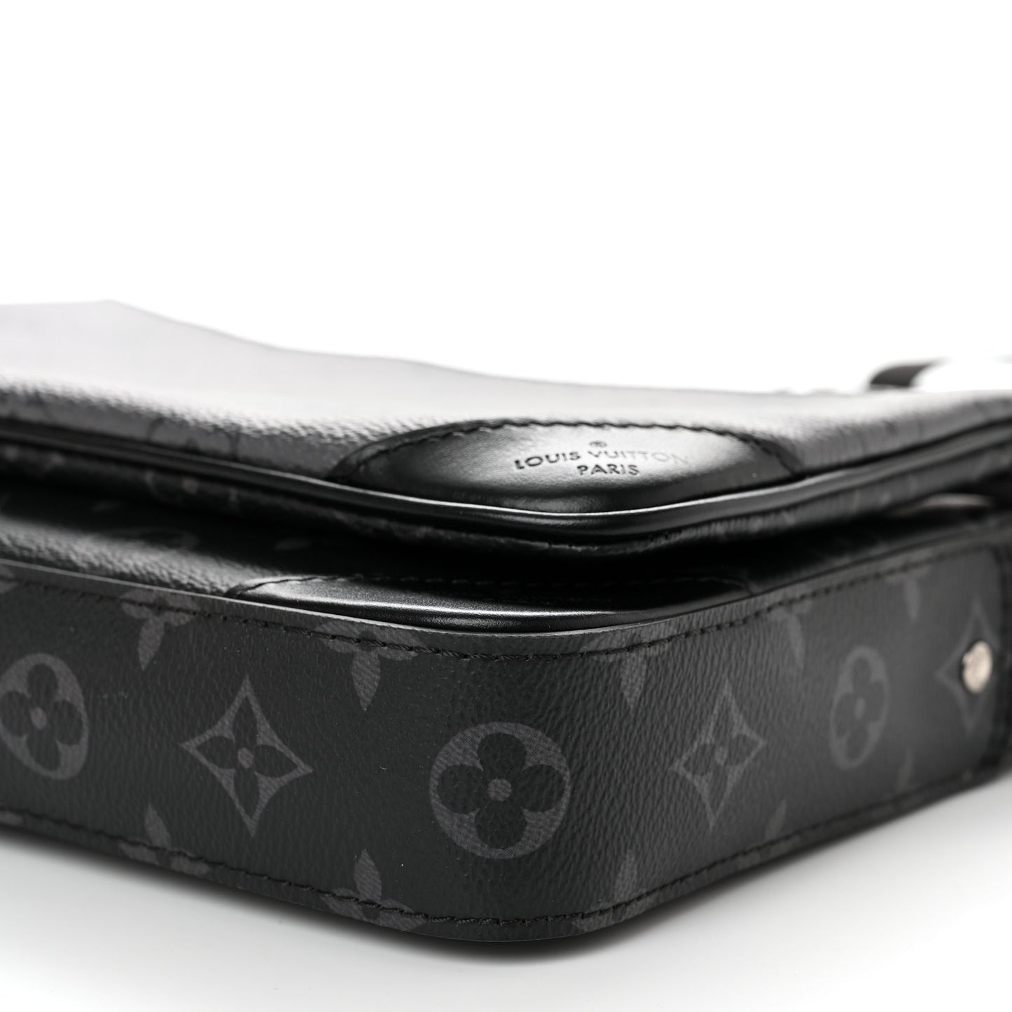 Reverse Monogram Eclipse Trio Messenger