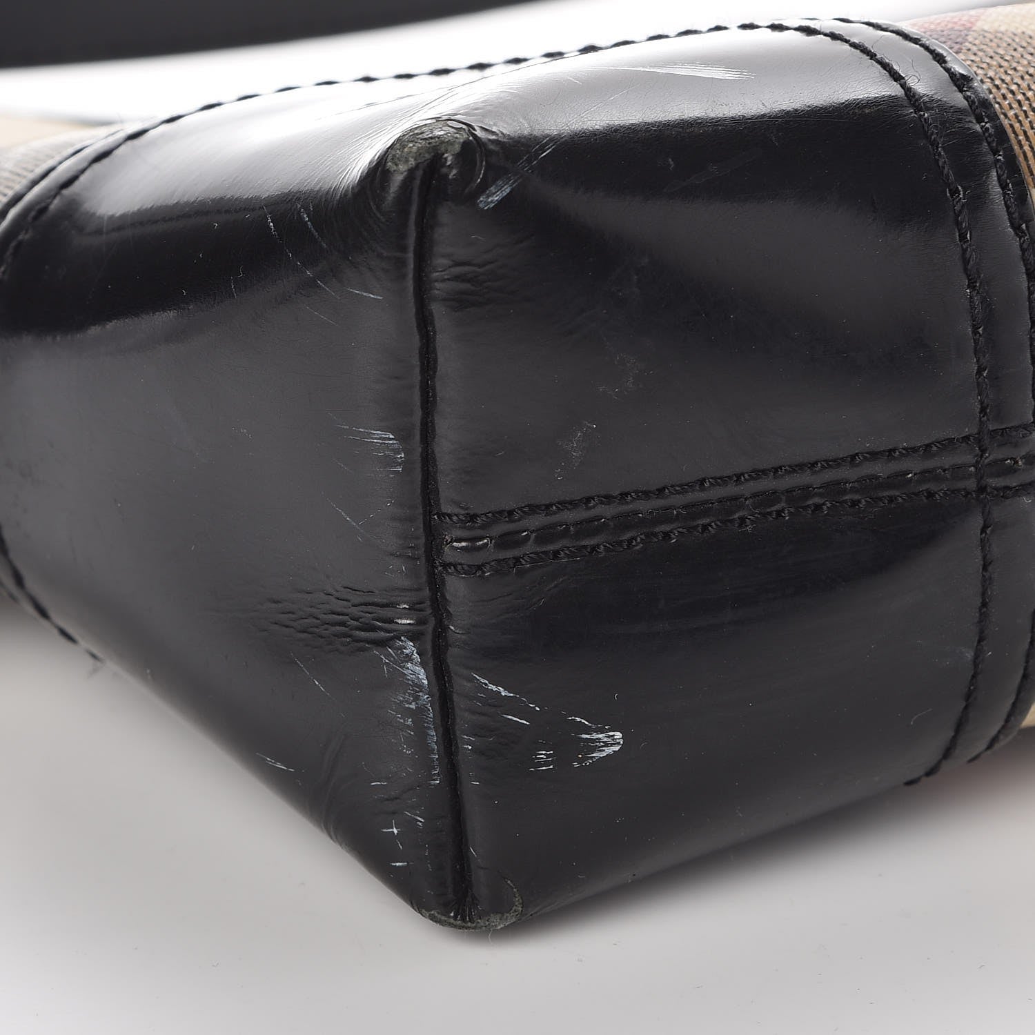 Burberry Nova Check Hobo Black 20 of 22