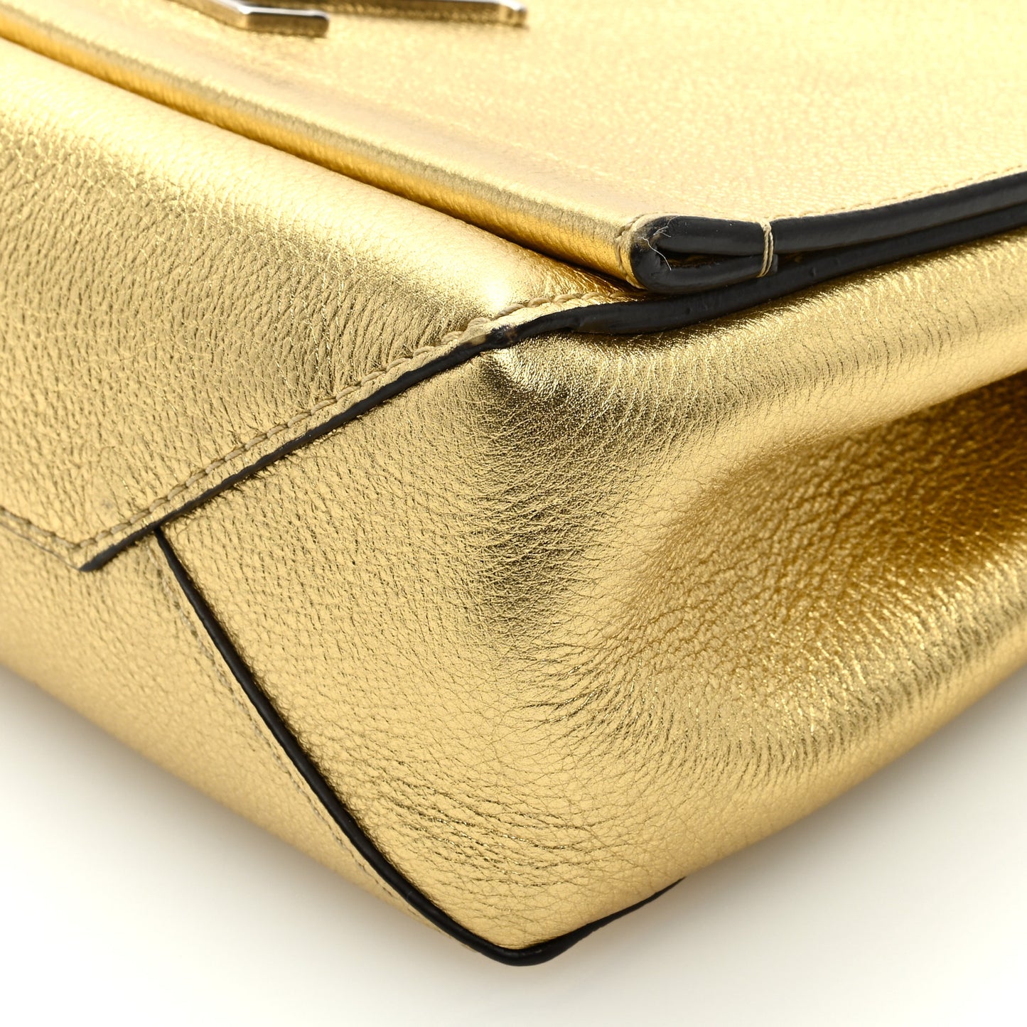 Metallic Calfskin Lockme II Chain Bag BB Gold