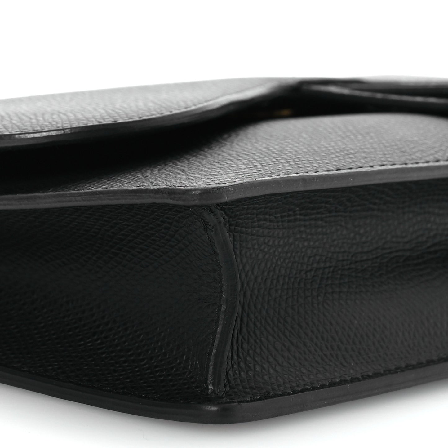Grained Calfskin Saddle Chain Pouch Black