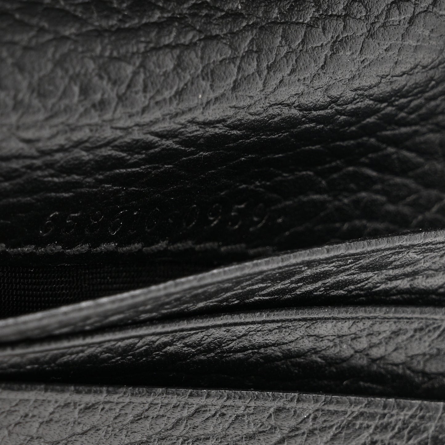 Dollar Calfskin GG Supreme Monogram GG Marmont Card Case Black Beige Ebony