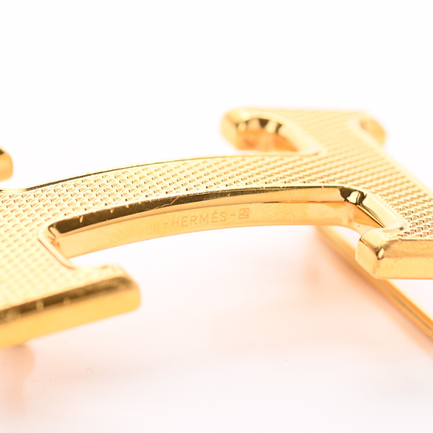 Hermes Guilloche 32mm H Belt Buckle Gold 4 of 4