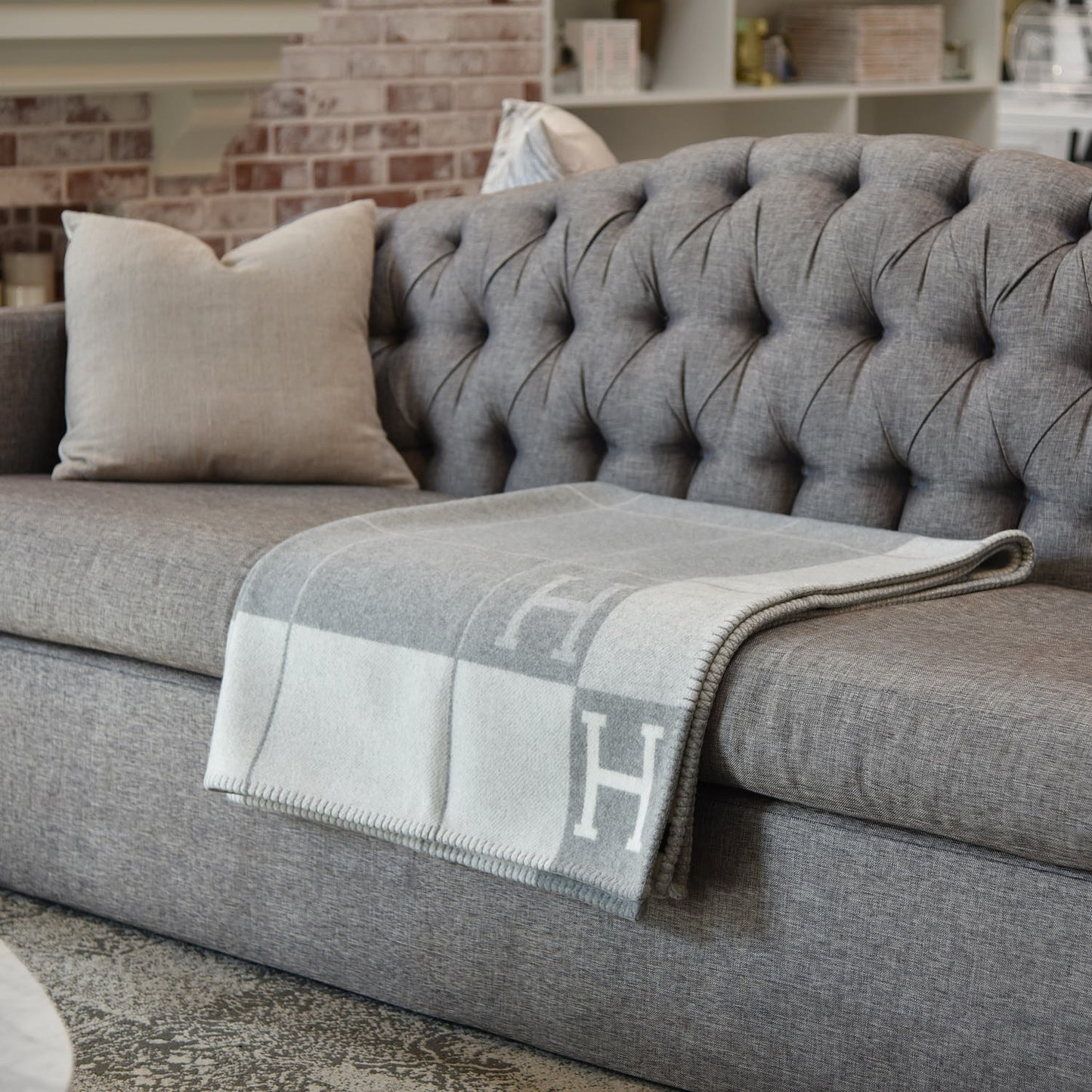 Wool Cashmere Avalon III Blanket Ecru Gris Clair