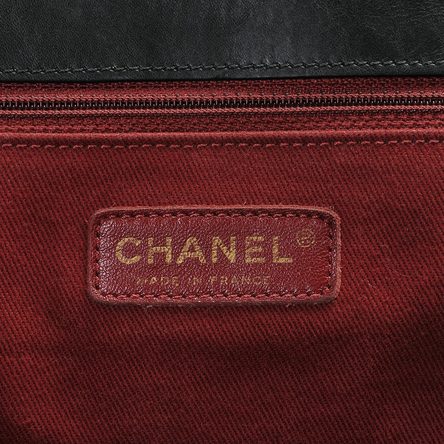 Aged Calfskin Quilted Large Pondichery Flap Black