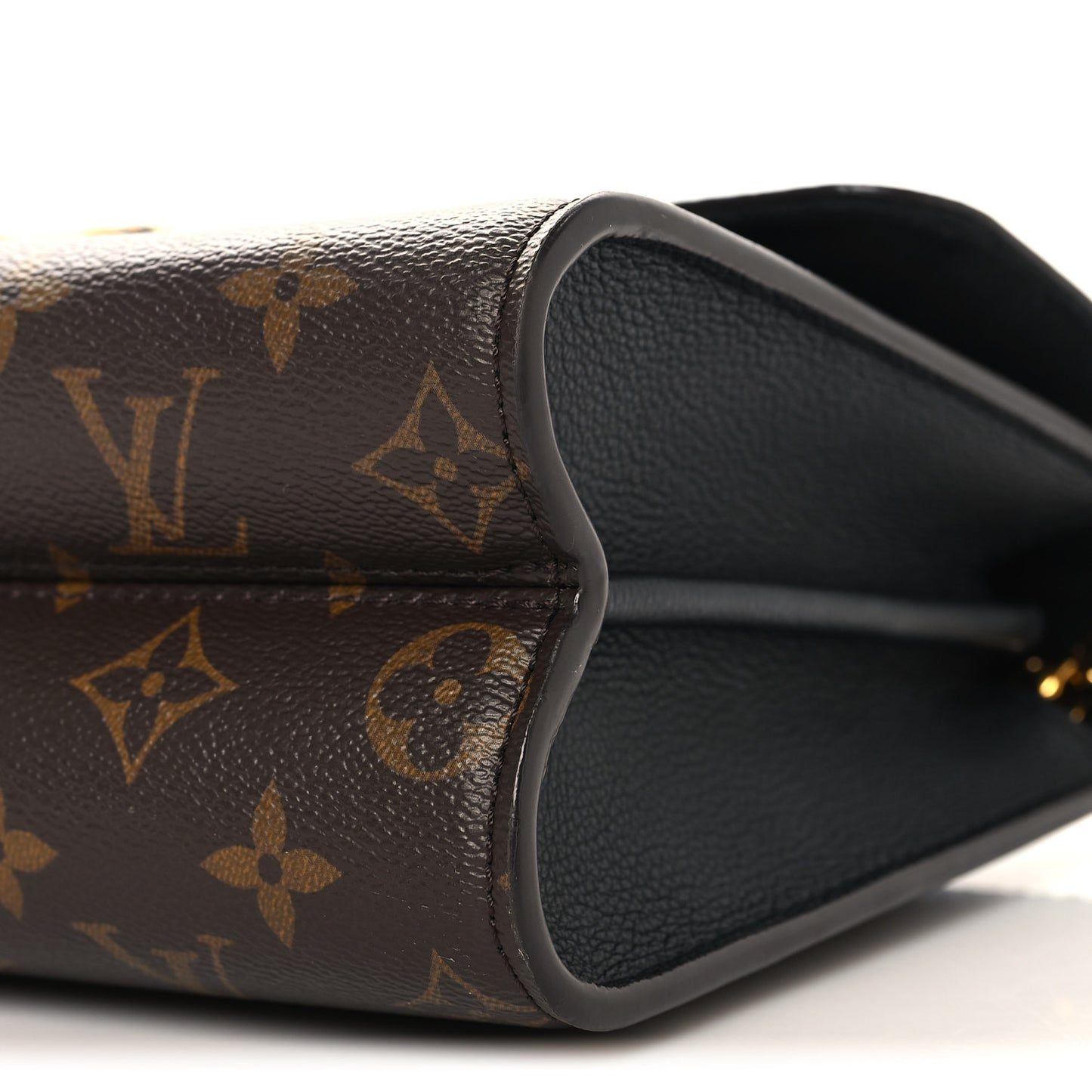 Monogram Victoire Black