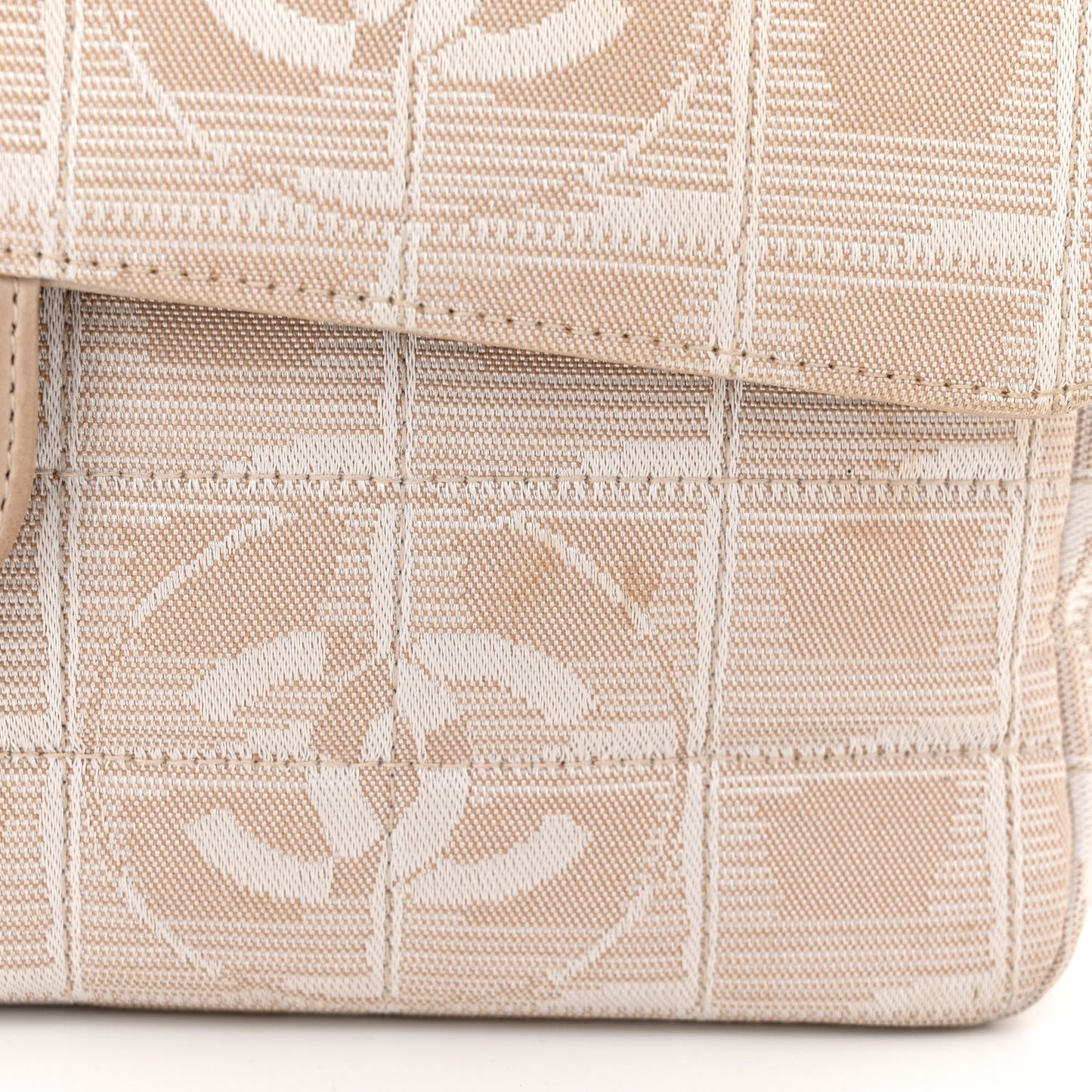 Nylon Medium Travel Flap Light Beige