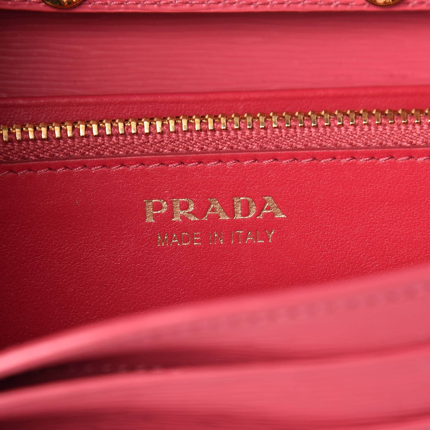 Prada Vitello Move Oro Chain Wallet Peonia 6 of 11