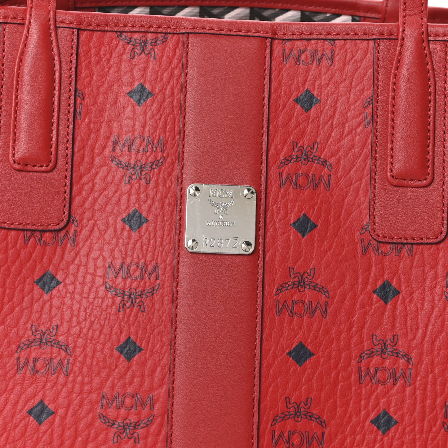 Visetos Medium Liz Reversible Shopper Tote Candy Red