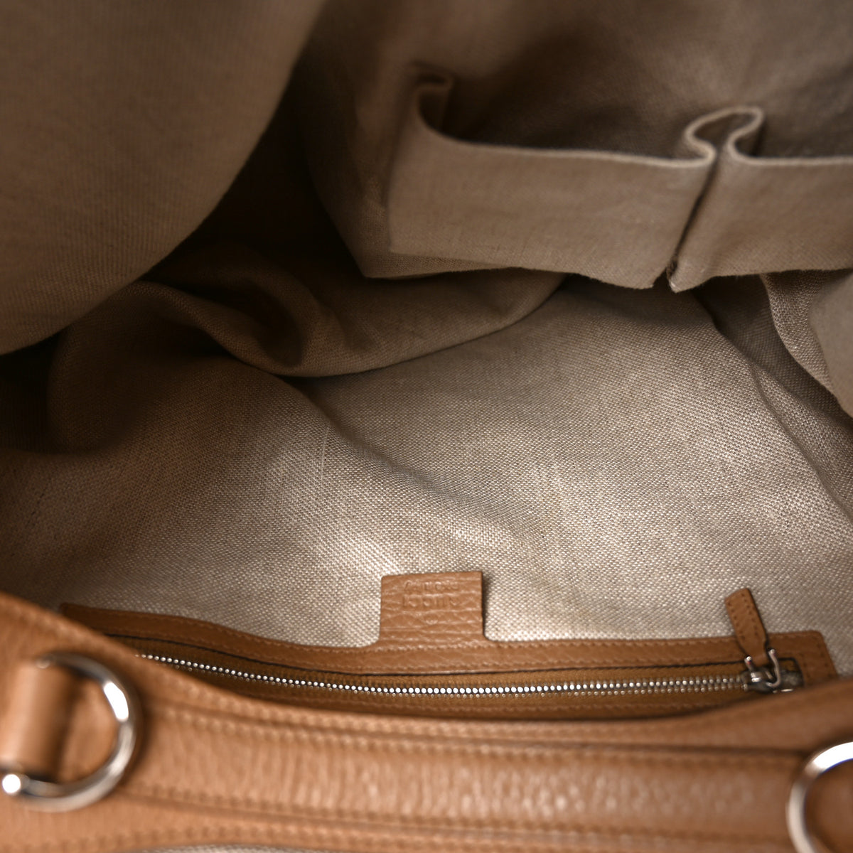 Pebbled Calfskin Large Icon Bit Hobo Beige