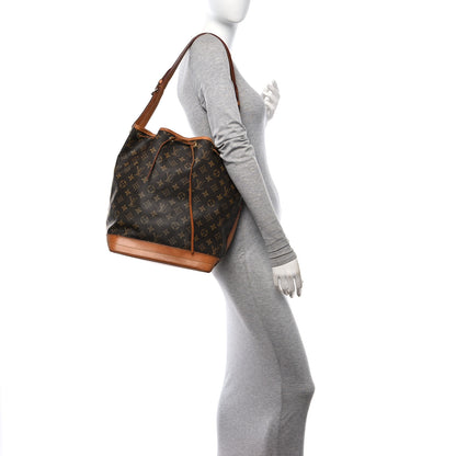Louis Vuitton Monogram Noe 2 of 12