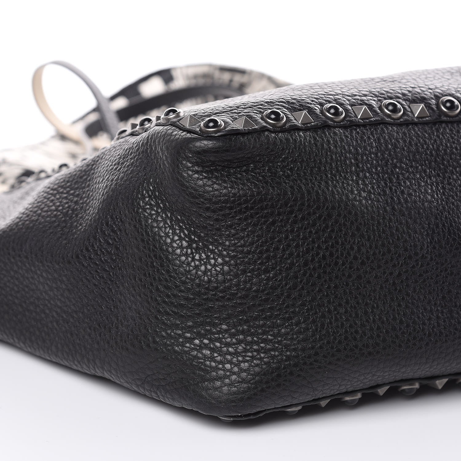 Valentino Garavani Stampa Alce Calfskin Medium Guitar Strap Rockstud Rolling Reversible Tote Black Ivory 9 of 14