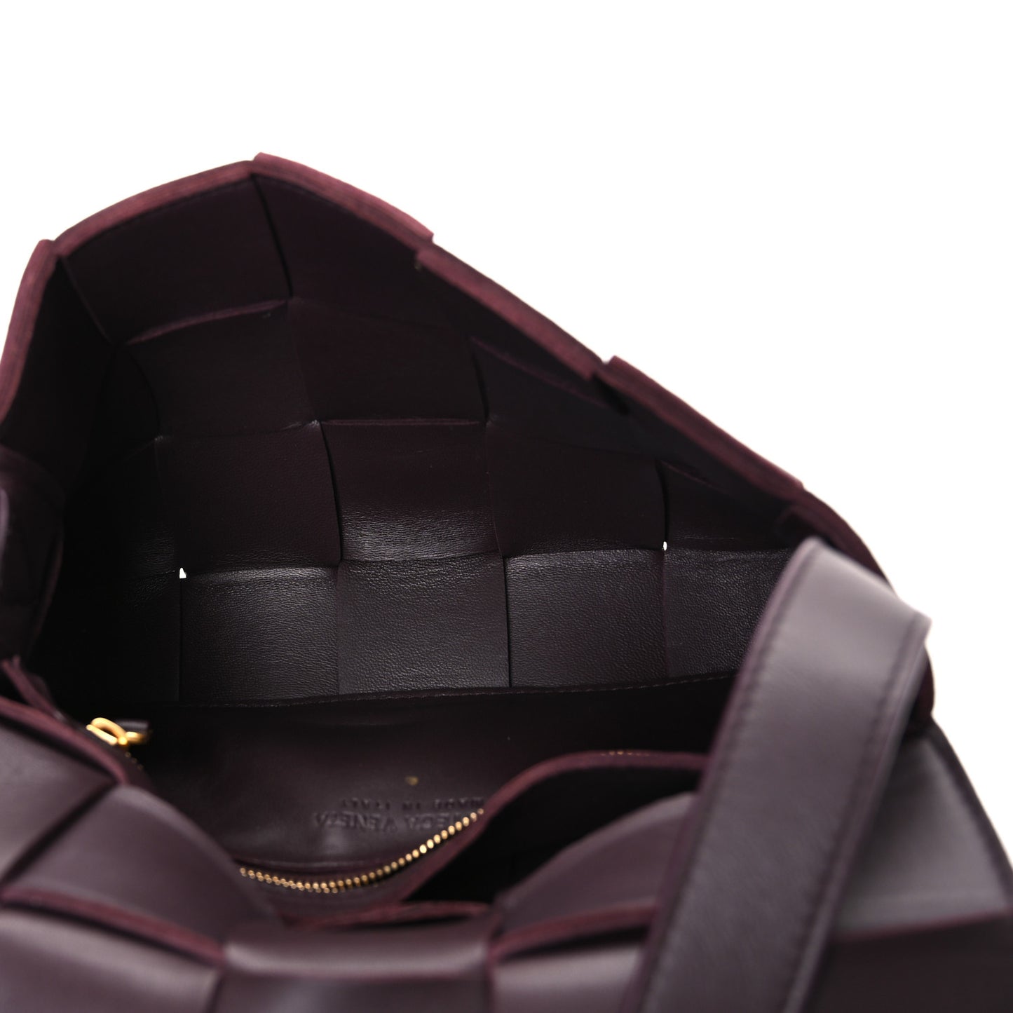 Lambskin Maxi Intreccio Small Cassette Crossbody Bag Grape