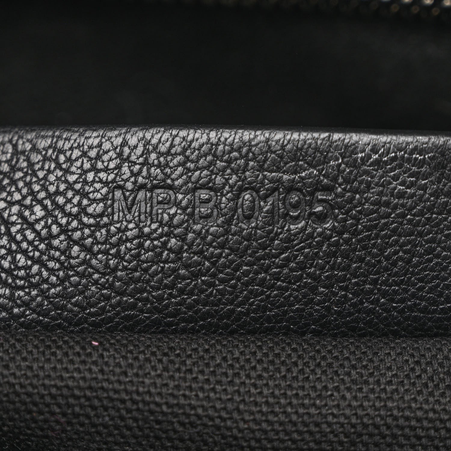 Givenchy Sugar Goatskin Medium Antigona Black 7 of 17