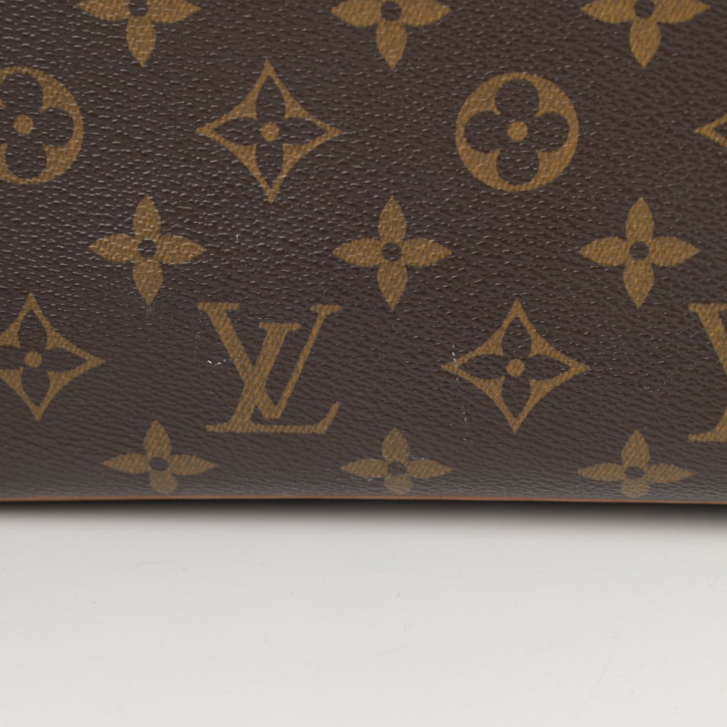 Monogram Batignolles Vertical