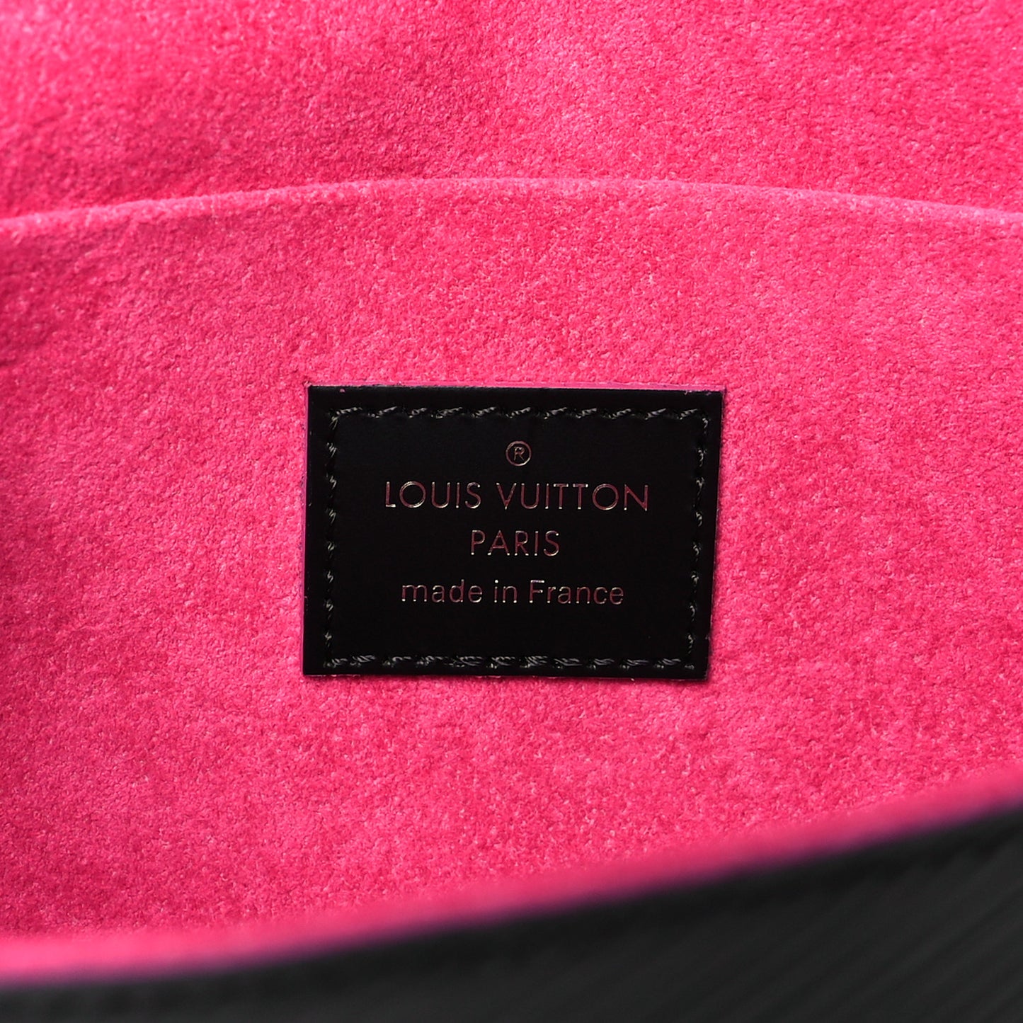 Epi Pochette Felicie Black Hot Pink