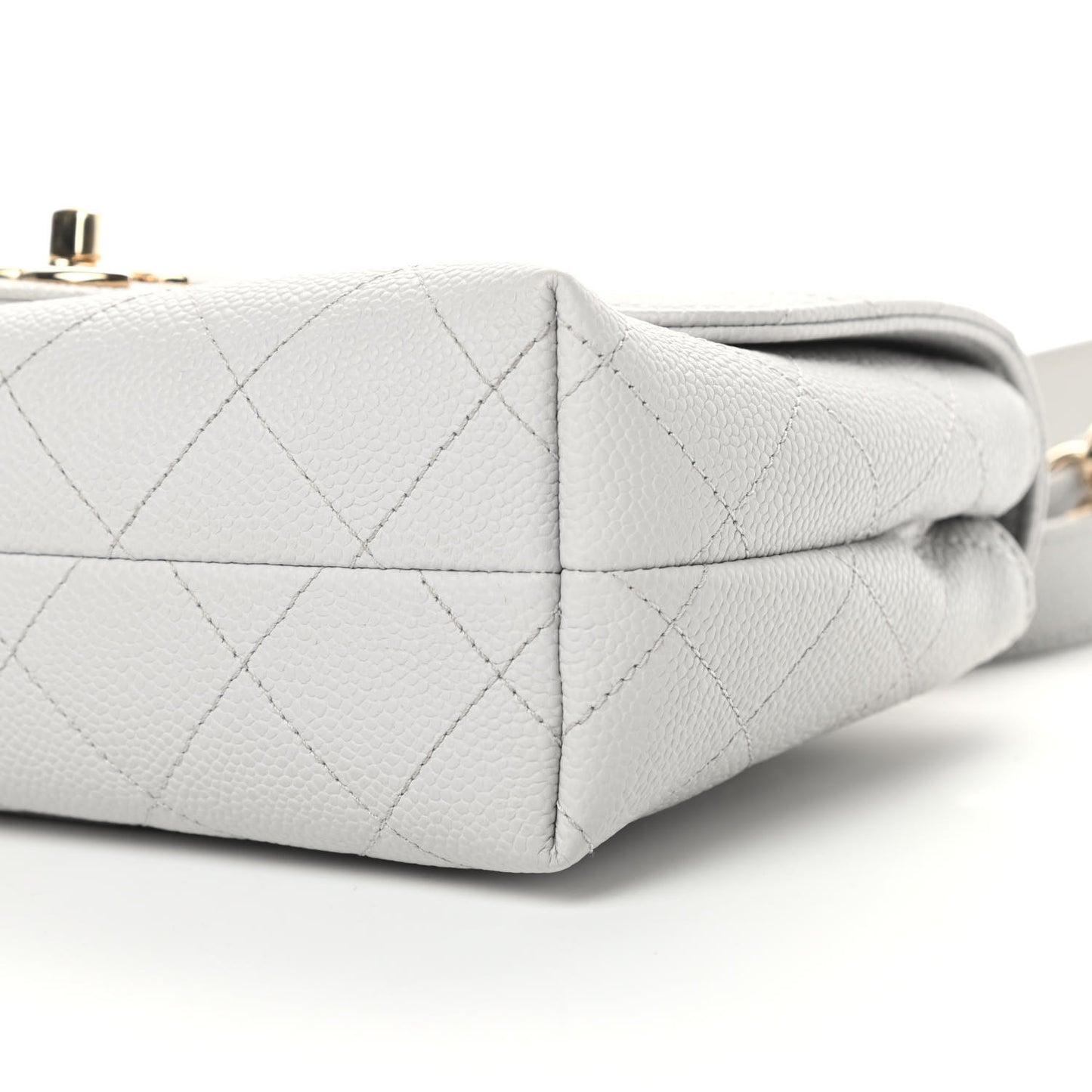 Caviar Quilted Small City Walk Flap Light Grey