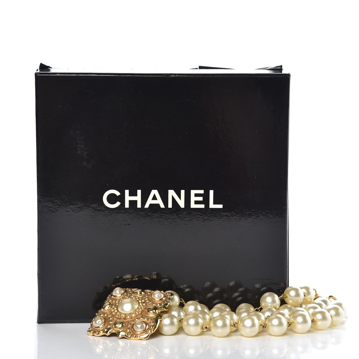 Chanel Pearl Layered Short Necklace Gold 6 of 6