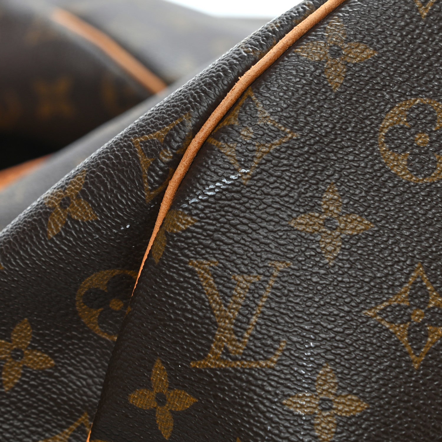 Louis Vuitton Monogram Keepall 55 12 of 21
