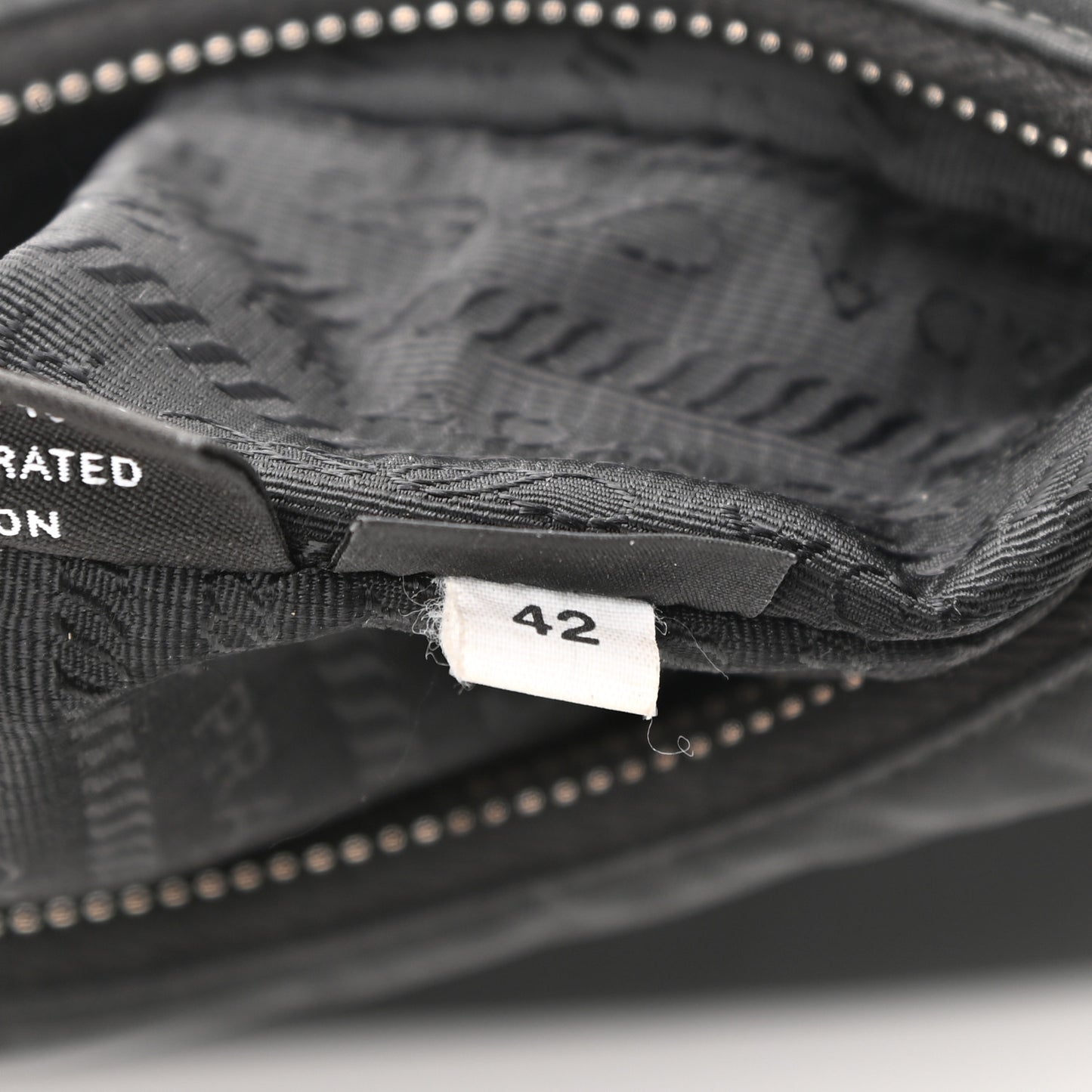 Nylon Re-Edition 2005 Shoulder Bag Black