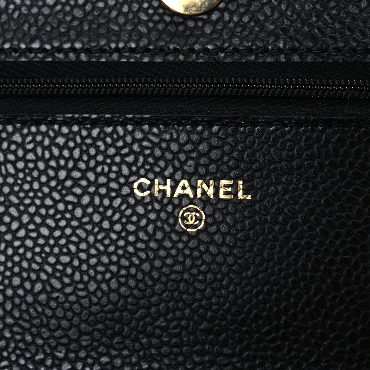 Caviar Quilted Wallet on Chain WOC Black
