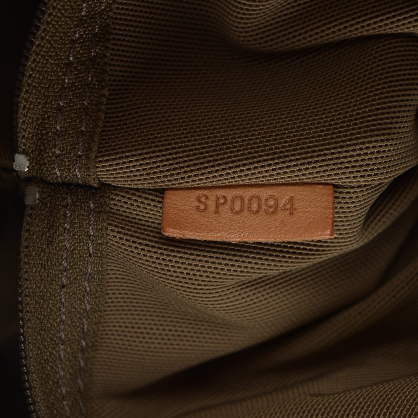 Damier Geant Attaquant Earth