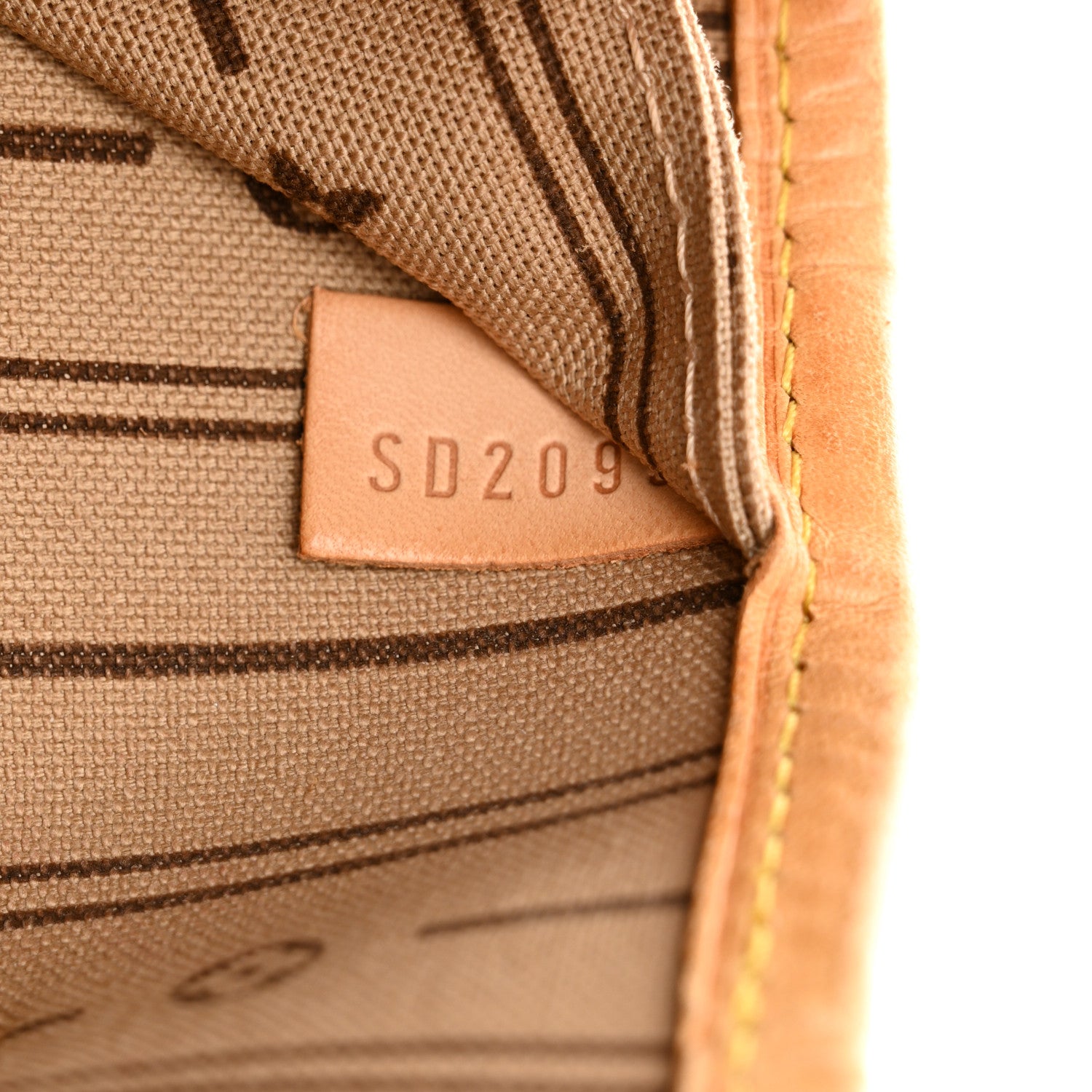 Louis Vuitton Monogram Neverfull MM 7 of 11