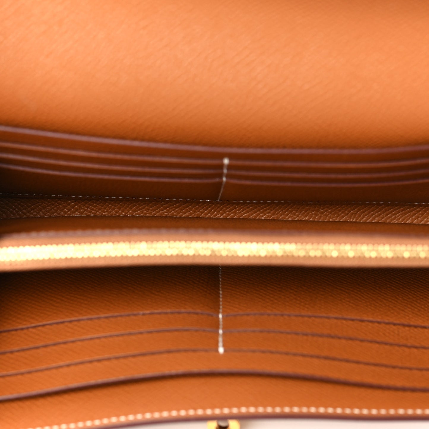 Epsom Kelly Longue Wallet Gold
