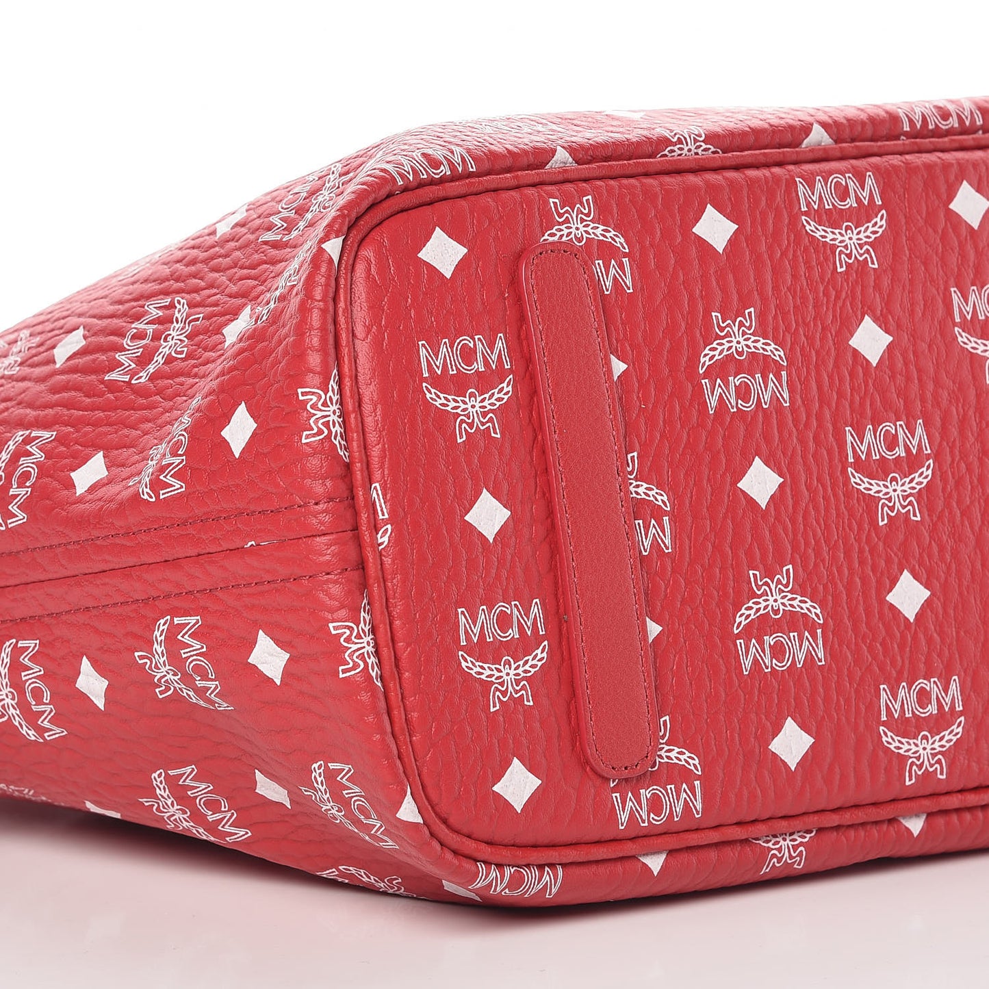 Visetos Medium Reversible Shopper Tote Ruby Red
